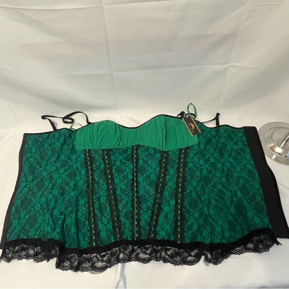 NWT Just Sexy Green and Black Lace Bustier - Picture 5 of 15